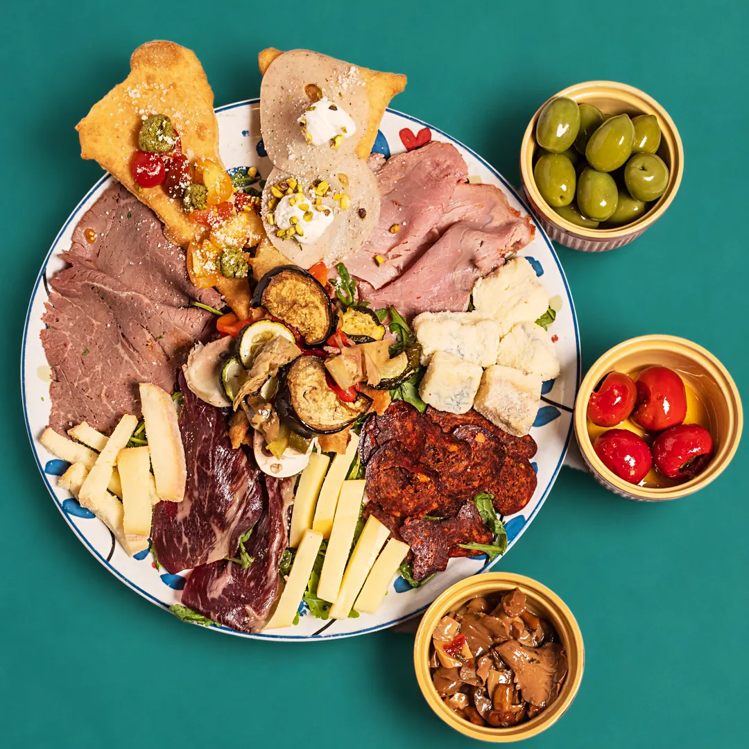 Antipasti mixte gigante, POMOZZA
